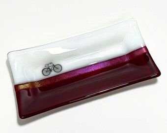 Red fused glass cruiser bike plate, cyclist serving dish, unique gifts for dad, bike home decor, bike enthusiast, housewarming presents