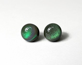 Iridescent grey stud earrings, round minimalist studs, fused glass jewelry, unique gifts for her, hypoallergenic, 9mm