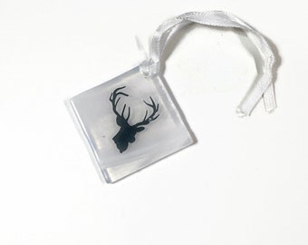 White deer ornament, fused glass decoration, unique gifts for dad, window hanging, Christmas tree ornament, Christmas decoration