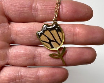 Monarch pendant, flower resin pendant, real butterfly wing jewelry, unique gifts, chain included, ethically sourced jewelry