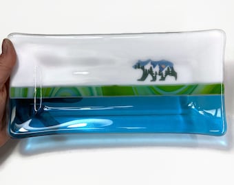 Bear fused glass plate, blue serving dish, trinket tray, spoon rest, unique gifts for mom, nature home decor, glass art, handmade in Canada