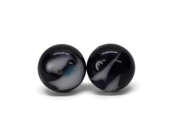 Black and white stud earrings, fused glass jewelry, round studs, unique gifts for mom, 10mm, hypoallergenic