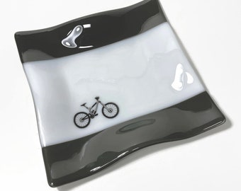 Mountain bike plate, whimsical serving dish, fused glass trinket tray, unique gifts for him, bike home decor, bike enthusiast presents