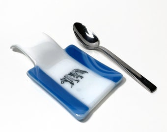 Handcrafted Blue Bear Glass Spoon Rest, Unique Kitchen Gift for Dad, Fused Glass Utensil Holder