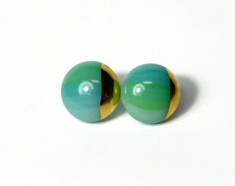 Glass earrings, green and Gold, fused glass jewelry, round studs, minimalist jewelry, button earrings, sparkle earrings, hypoallergenic