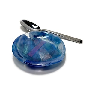 Iridescent blue fused glass spoon rest best friend gifts white clear glass dish spoon holder kitchen decor housewarming presents