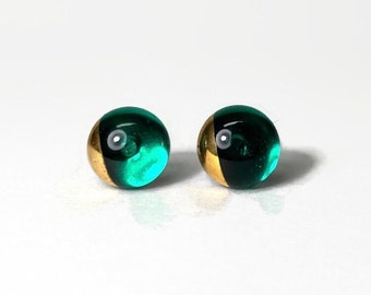 Glass green and gold earrings, fused glass jewelry, minimalist studs, dichroic glass studs, button studs, round earrings, hypoallergenic
