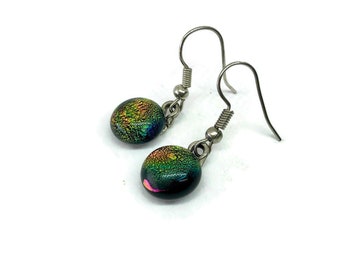 Glass pink and gold earrings, Fused glass jewelry, iridescent earrings, dangle earrings, dichroic glass earrings, hypoallergenic, round