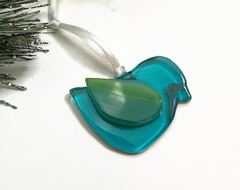 Bird ornament, fused glass ornament, unique gifts for her, nature home decor, Christmas tree decoration, wildlife ornament, Christmas decor