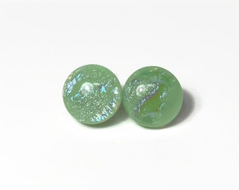 Pastel green iridescent stud earrings, fused dichroic glass jewelry, round minimalist studs, unique gifts, 11mm, hypoallergenic