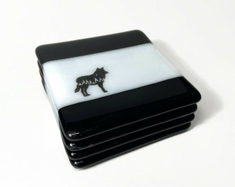 Fused Glass coasters Black and white wolf coasters unique gifts for her, wildlife drink rest, wolf home decor, coffee table decor, set of 4