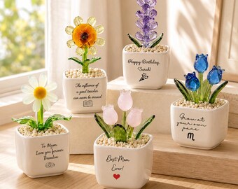 Personalized Glass Flower Pot, Hand Blown Tulip Sunflower Daisy Hyacinth Desk Decor, Forever Flowers Gift for Mom Teacher Friend, Birthday