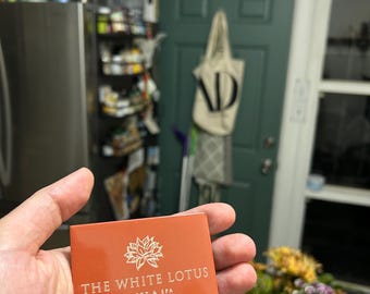 Aimant de réfrigérateur lotus blanc