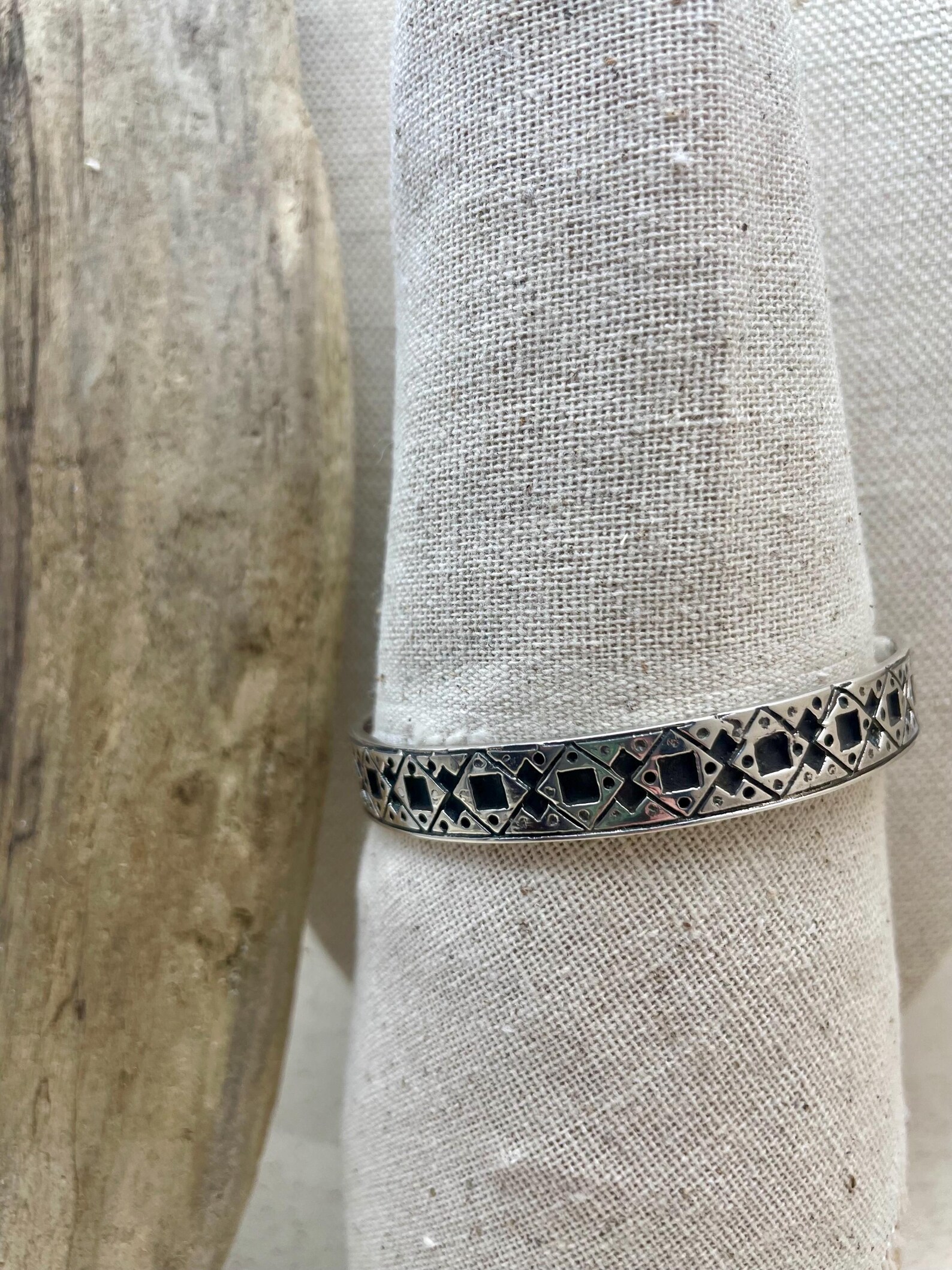 Bangle Sample Handcarved Studio Sample Sterling Silver Vintage 10mm Squares Bangle ...