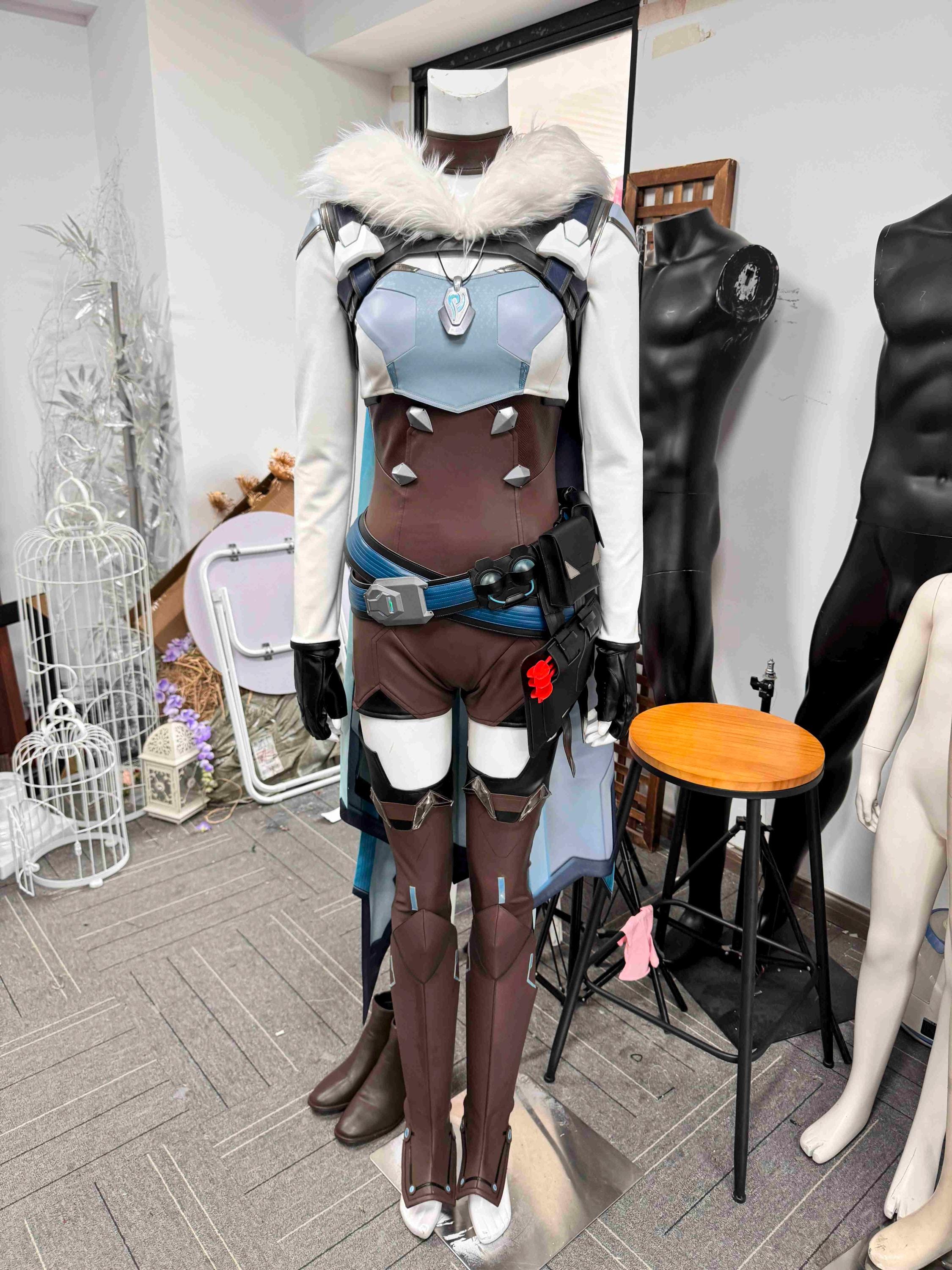 Overwatch costume - Etsy 日本