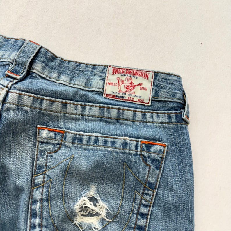 True Religion Blue Denim Cropped Flare Distressed Jeans Raw Saum Low Rise Größe 30 Bild 8