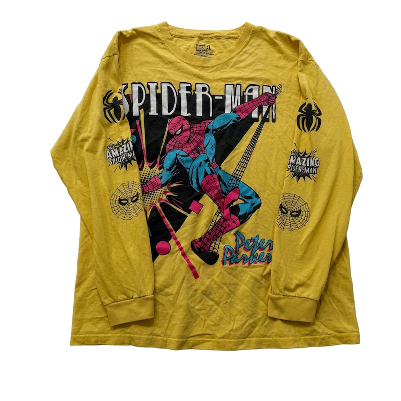 Camiseta de algodón color amarillo mostaza para hombre de Marvel con estampado de Amazing Spider-Man, talla L. imagen 1