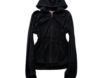 Bluza damska Juicy Couture z kapturem i zamkiem błyskawicznym w kolorze czarnym z weluru i kieszeniami typu kangur Y2K, rozmiar M
