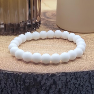 Matte White Onyx Handmade Stackable Stretch Bead Bracelet Mens Womens Jewellery