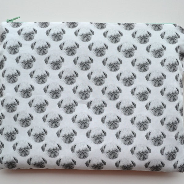 ipad case - pug -  10% off large zipper pouch - padded - pugs pattern - hand made SECONDS SALE
