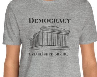 Maglia a maniche corte Parthenon Democracy Est 507, storia del governo greco