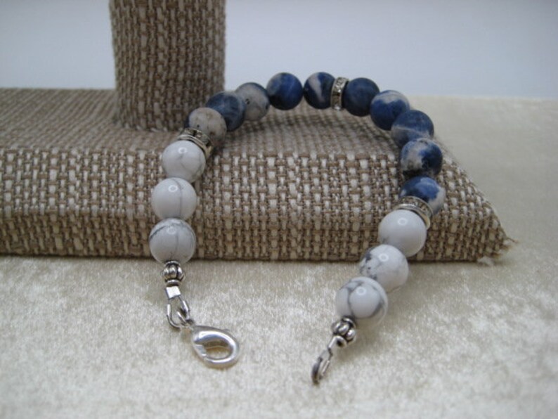 Blue, White & Gray Gemstone Beaded Bracelet / Gemstone Jewelry / OOAK Gemstone Bracelet image 5