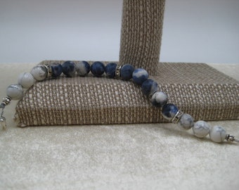 Blue, White & Gray Gemstone Beaded Bracelet / Gemstone Jewelry / OOAK Gemstone Bracelet