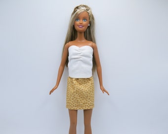 Handmade Barbie clothes / Elastic Waist Skirt / 11 1/2" to 12" Doll Clothes