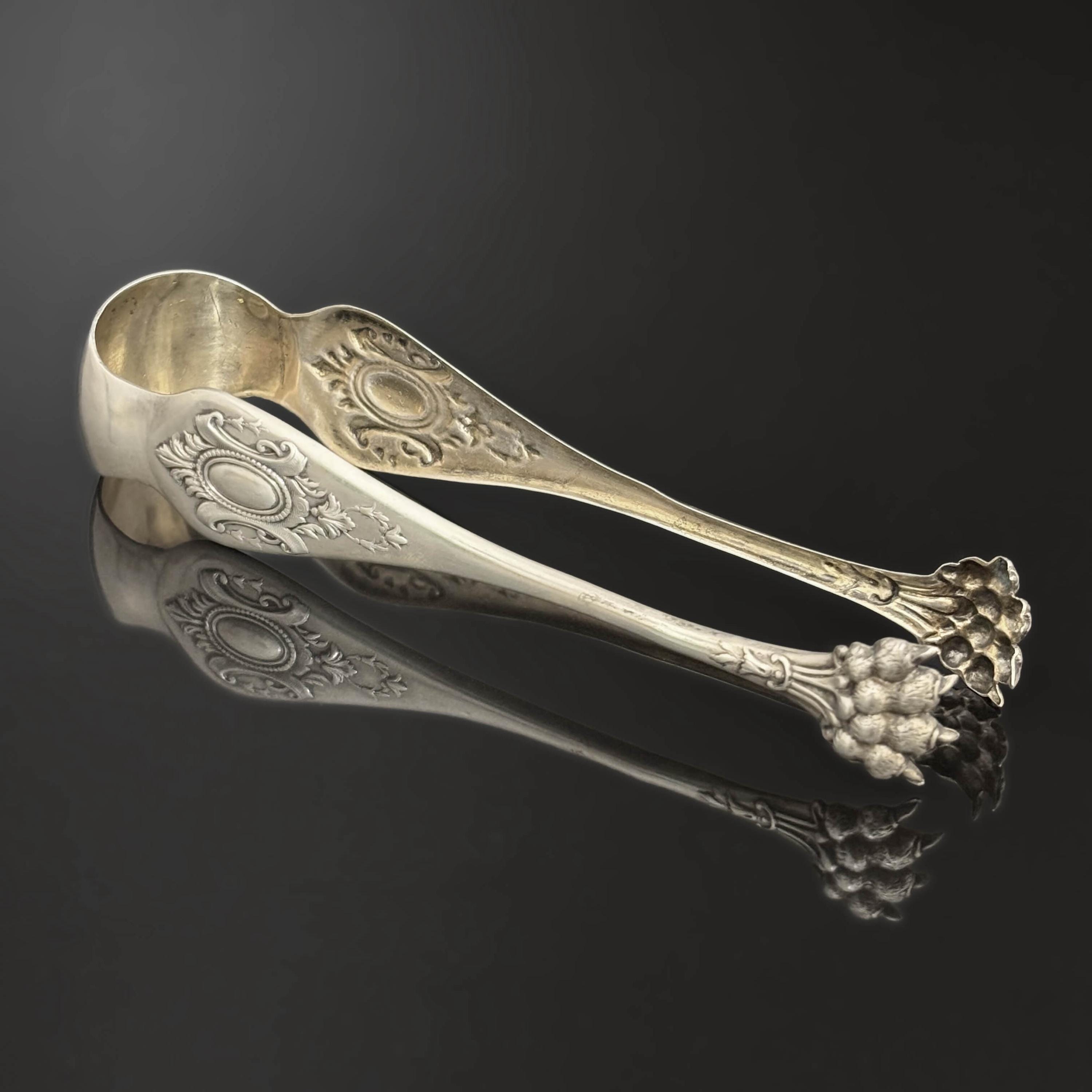 仏 / シュガートング トング / ミネルバ / 純銀 800シルバー ヴェルメイユ / アンティーク 西洋骨董屋 フランスアンティーク 純銀シュガートング ミネルバの横顔No.１