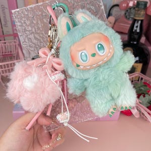 ⭐︎タイムセール中　ラブブ　LABUBU POPMART レプリカ　キーホルダー POPMART】Labubu The Monsters Highlight Series Sealed Case