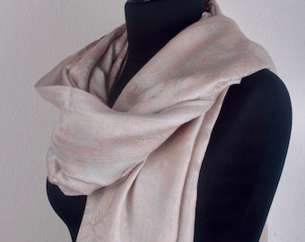 Handfertiger Beiger Pashmina Schal: Silber Akzente, Weiche Wolle-Mischung