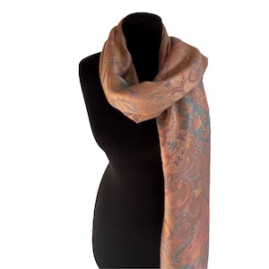 Paisley Shawl Scarf: Elegant Wrap for Mom - 90x190 cm