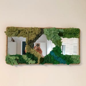 Natural Mirror with Preserved Icelandic Moss  3D Decorative Wall Art  Customizable Mirror | Eco-Friendly Moss Frame  No Maintenance Required
