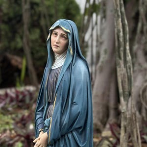 Hand-Painted Our Lady of Sorrows Statue: Catholic Home Decor (11.8 inches