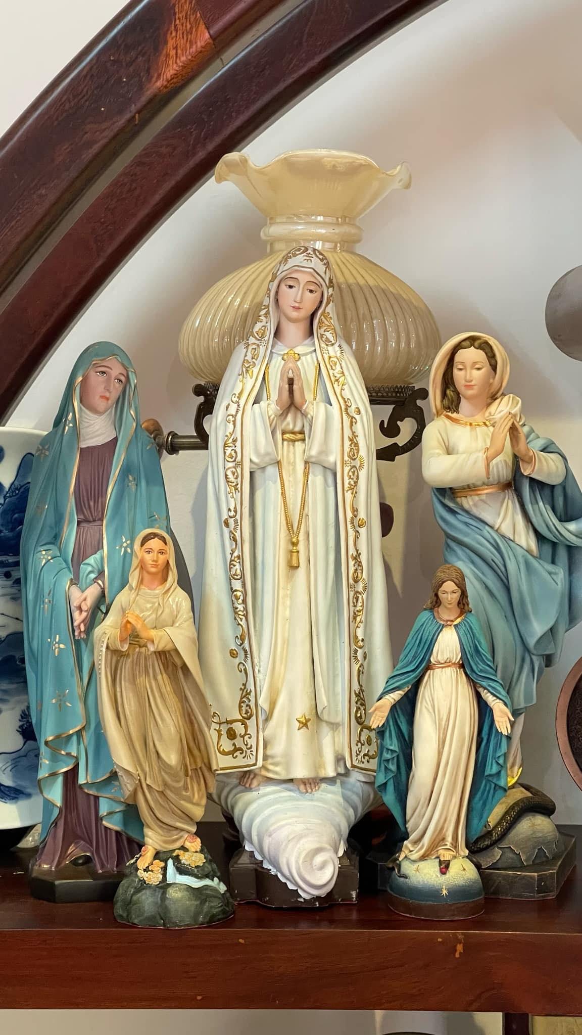 Our Lady of Fatima Handcrafted Statue, Catholic Gifts, Church Supplies, Premium Edition Prayer Corner Decoration Statue, Special