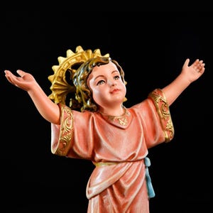Dzieciątko Jezus Religijna Figurka 12 lat, prezent katolicki, dekoracja domu, biurko, nadaje się do samochodu, prezent na parapetówkę, prezent na nowy dom, wystrój domu