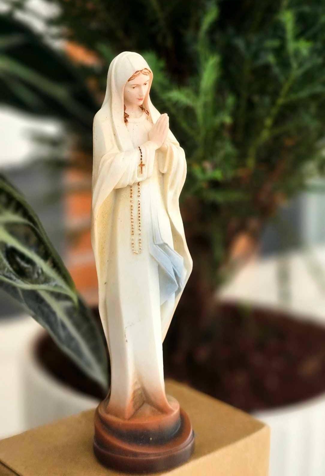 Statue of Our Lady of Mount Cúi, suitable for display on cars, Catholic gifts, home decoration, living room, religious spirituality