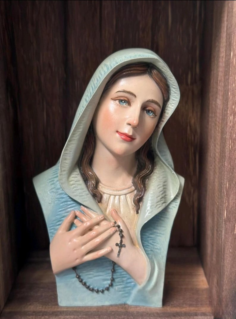 Half-body statue of the Virgin Mary, suitable for cars, Catholic gifts, home decoration, living room, religious spirituality image 1