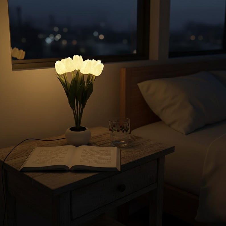LED Tulip Night Light Romantic Table Lamp - Etsy France