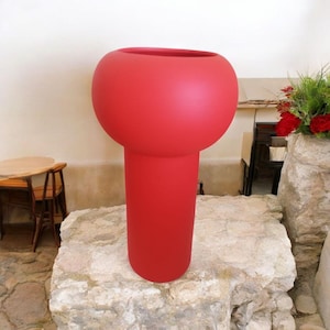 Elegancki ceramiczny wazon – ręcznie robiona minimalistyczna ceramika do nowoczesnego wystroju domu, dekoracyjny wazon na kwiaty o eleganckim, ponadczasowym wzornictwie