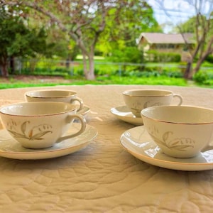 Vintage Porcelain Tea Cup & Saucer Set – Elegant Floral Design with Gold Trim (Set of 4)
