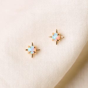 Små opalörhängen, sterlingsilver, oktober månadssten