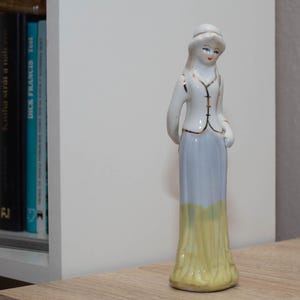 Elegante Vintage Porzellan Dame Figur, Frau in Hut Statue, Keramik Dame Statue, China Figur, viktorianische Frau Figur