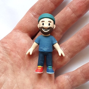 Personalizowana figurka na Dzień Ojca – brelok Mini Me lub figurka 3D ze zdjęcia – prezent dla taty