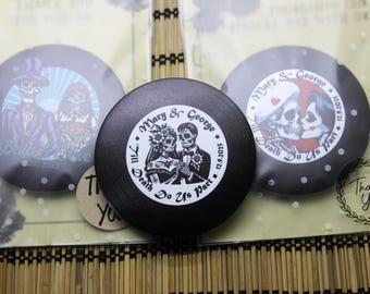 2.95&#39;&#39; Personalized 45 RPM Vinyl Skeleton & Skull Themed Wedding Bottle Opener Magnet with Gift Bag and Kraft Card, Bulk Wedding Favor