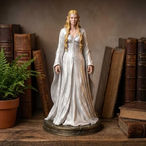LOTR Elf Queen Figure STL for 3D Print, Royal Elf Statue DIY Print
