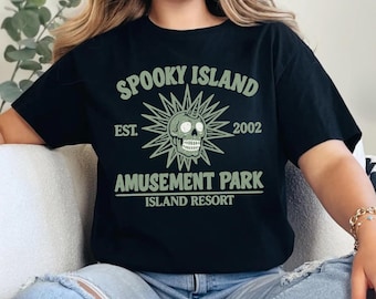 Retro Spooky Island Skull Halloween Shirt