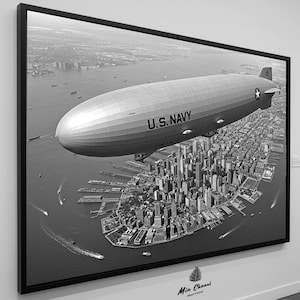 Vintage US Navy Luftschiff über Stadt, Luftfahrt Geschichte Fotografie, Man Höhle Den Leinwand, Vintage Wohnkultur, Historische NYC Wandkunst