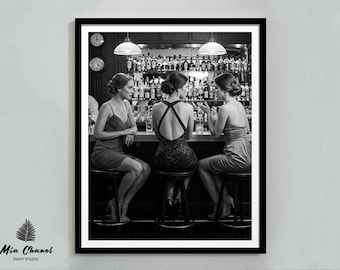 Vintage cocktailuurtje, vrouwen die cocktails drinken aan de bar, zwart-witte kunst, vintage muurkunst, retro muurprint, DOWNLOAD, bar AFDRUKBARE kunst