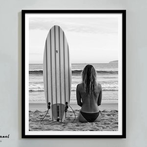 Surfer Girl on Beach Print, Black and White Art, Surfboard Wall Art, Girl with Surfboard, Beach House Wall Print, DOWNLOAD, PRINTABLE Art